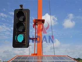 solar traffic light